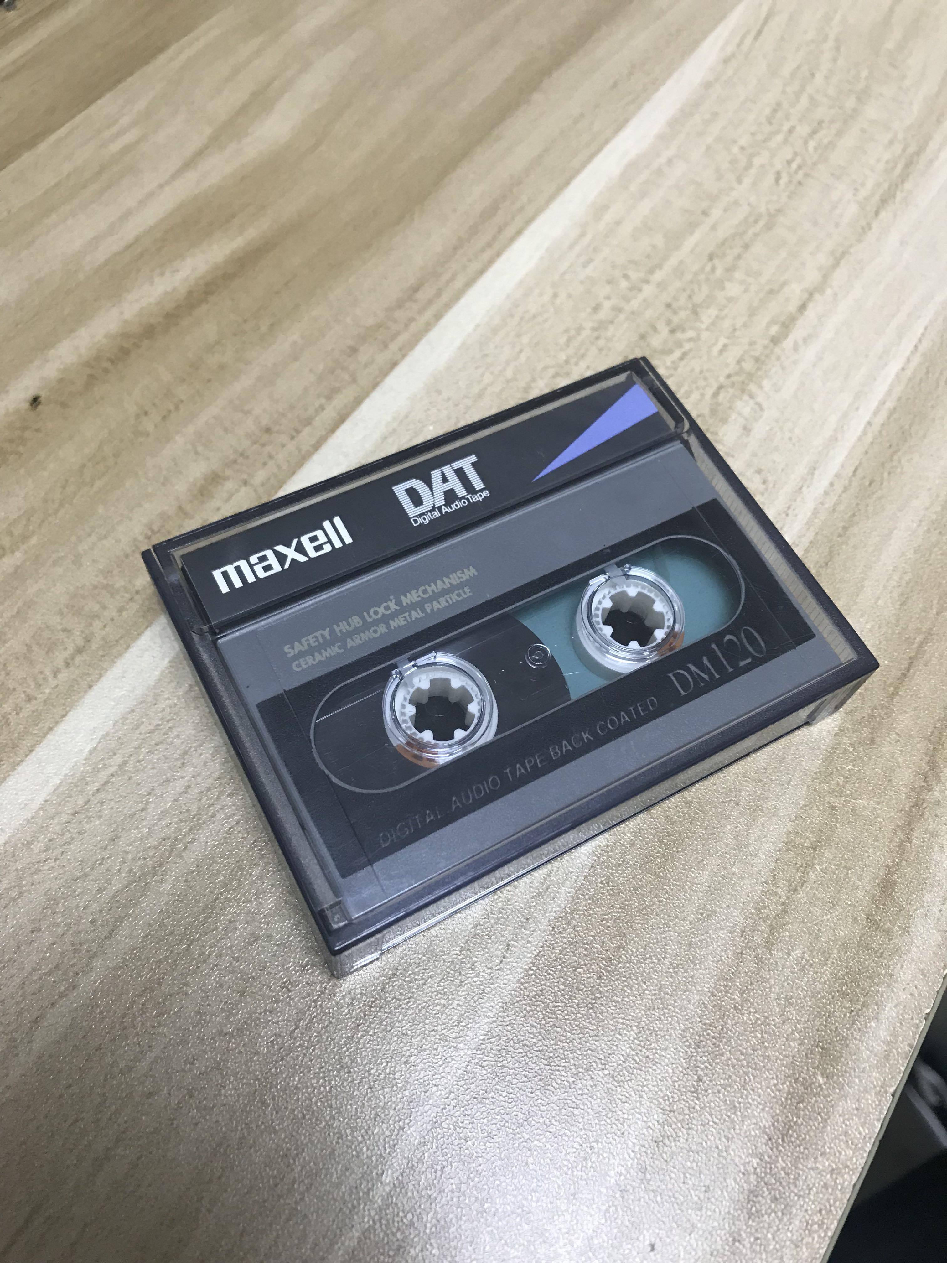 maxell けばけばしく DATテープ 未使用 120分 ×２個 60分 ×2