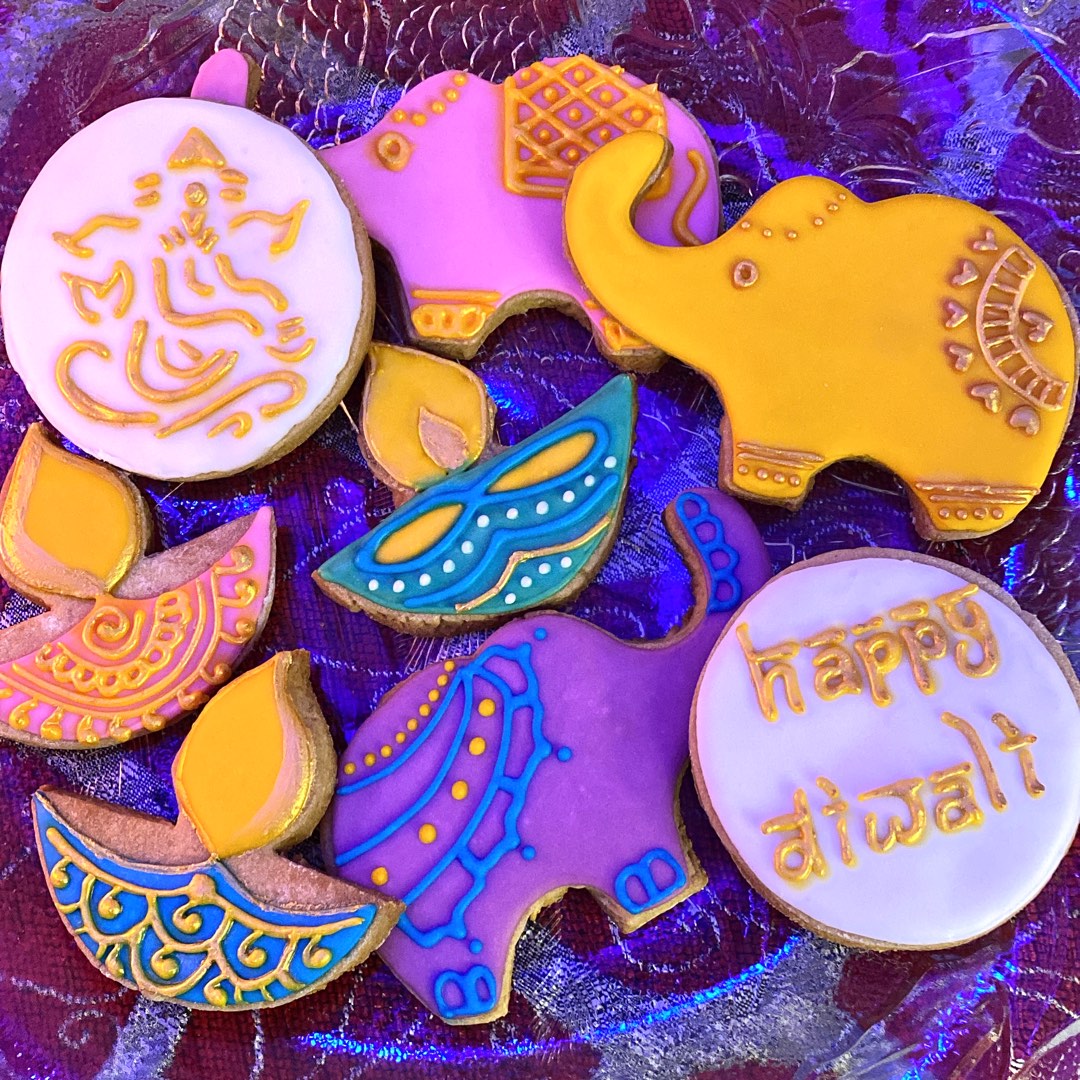 Diwali/ Deepavali Sugar Cookies with Royal Icing, Food & Drinks