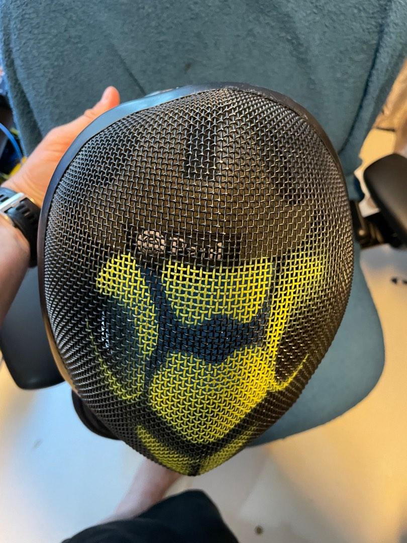 Fencing Epee mask Leon Paul Medium, Sports Equipment, Other Sports
