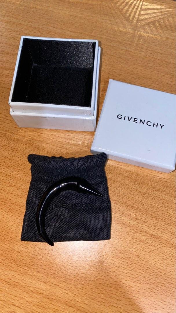 Givenchy magnetic earring hot sale