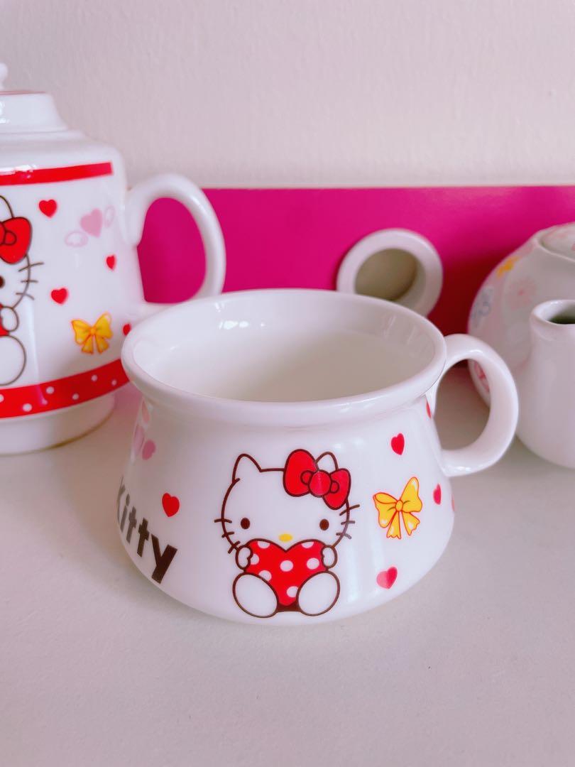 Hello Kitty Teapot Set, Furniture & Home Living, Kitchenware