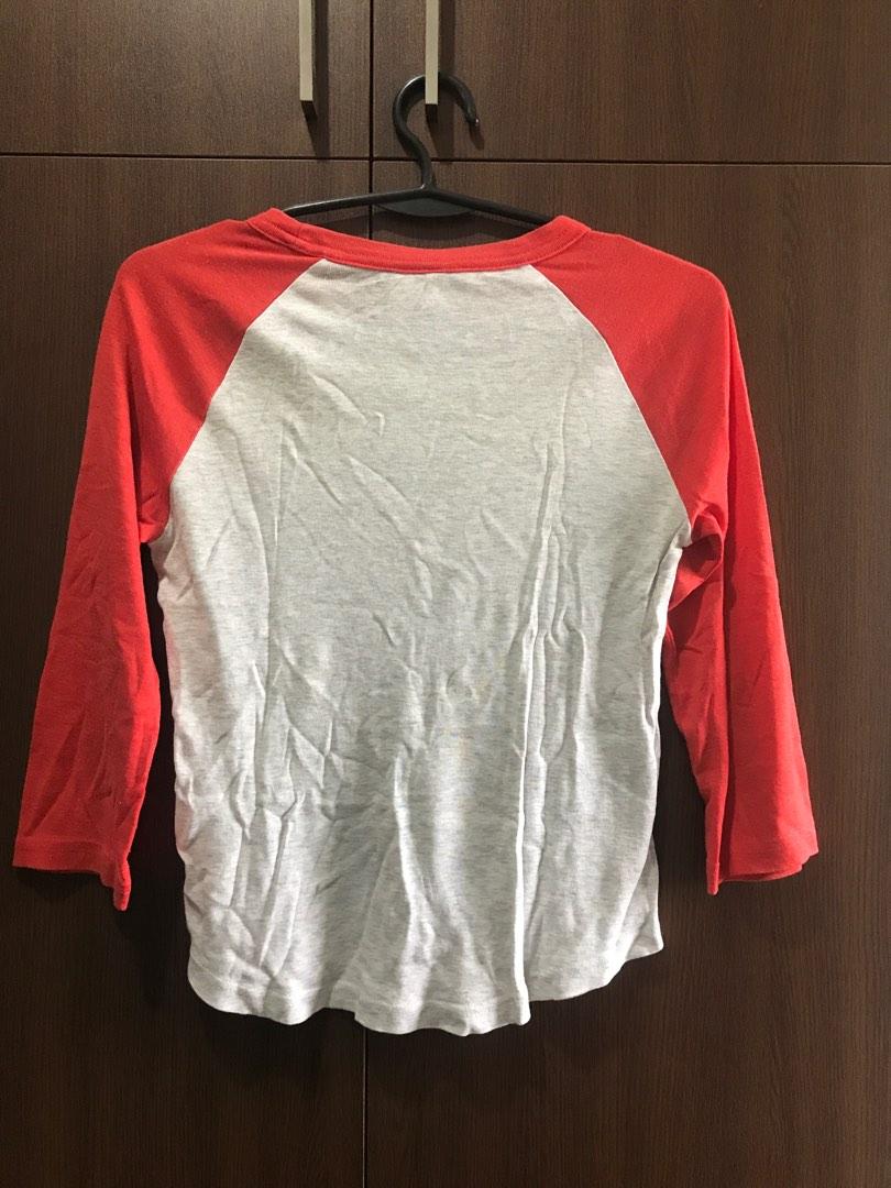 H&M Baseball Long Sleeves (Category: Longsleeves) located in Manila. Submitted by bymimo (Listing ID 1185187883, Image 2). Description: RFS: Decluttering 🤍 Size: small 🤍 Signs of usage and needs washing 🤎 MOP: Gcash, Bank Transfer 🤎 Location: Manila 🤎 No return, no refund policy 🤎 Delivery via Grab, Lalamove, Angkas Padala (shouldered by buyer).