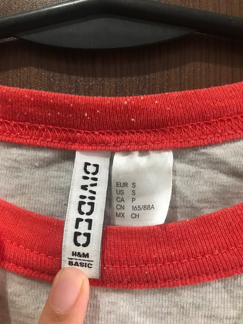 H&M Baseball Long Sleeves (Category: Longsleeves) located in Manila. Submitted by bymimo (Listing ID 1185187883, Image 3). Description: RFS: Decluttering 🤍 Size: small 🤍 Signs of usage and needs washing 🤎 MOP: Gcash, Bank Transfer 🤎 Location: Manila 🤎 No return, no refund policy 🤎 Delivery via Grab, Lalamove, Angkas Padala (shouldered by buyer).
