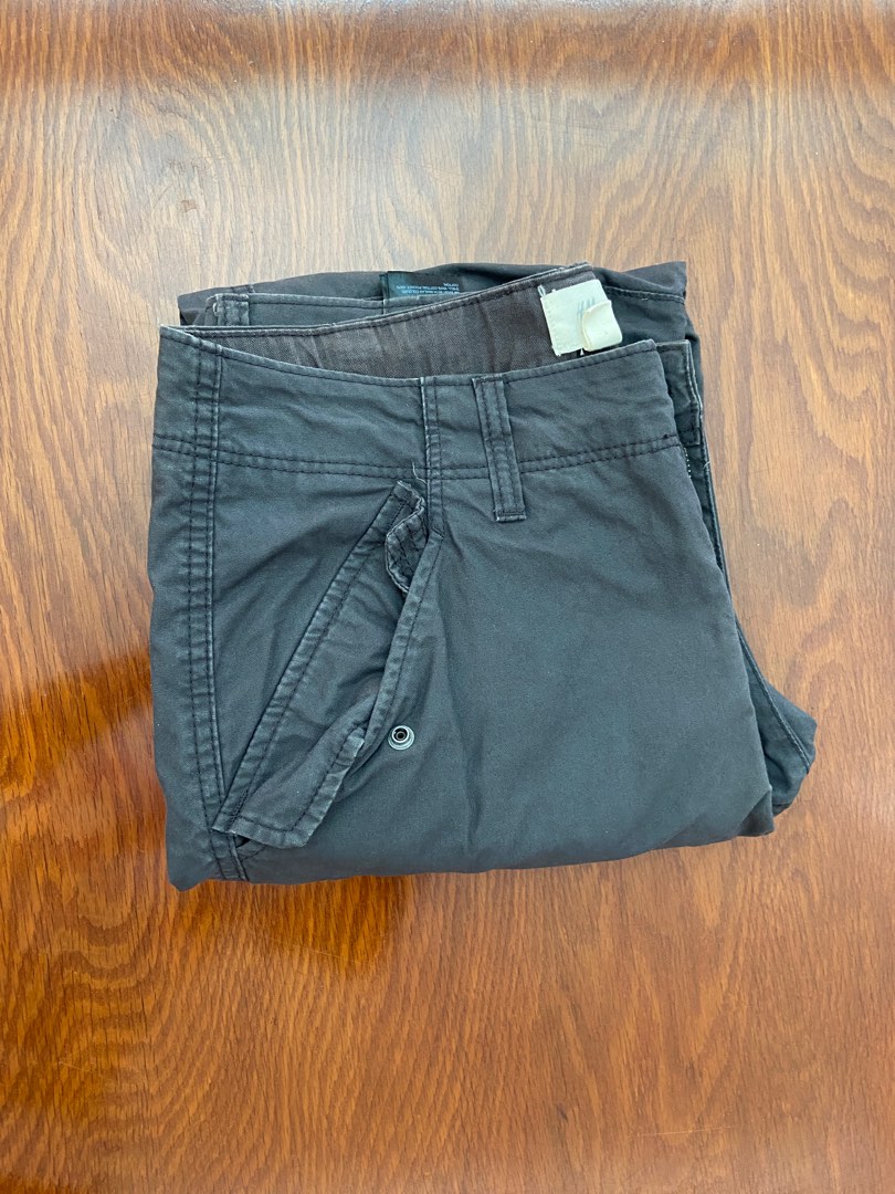 HnM cargo pants, Men's Fashion, Bottoms, Jeans on Carousell