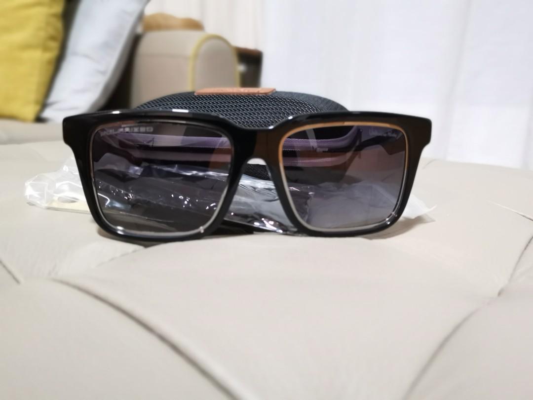 Valentino 2025 rudy glasses