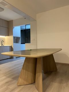 (Category: ) located in . Submitted by wardrobemes (Listing ID 1185168073, Image 1). Description: .
