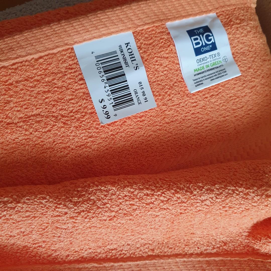 KOHLS THE BIG ONE BATH TOWEL FROM USA (Category: Bath) located in Las Pinas. Submitted by tgbtg_scjshop (Listing ID 1185152257, Image 3). Description: Imported from USA LAST PRICE POSTED P500.00/pc.