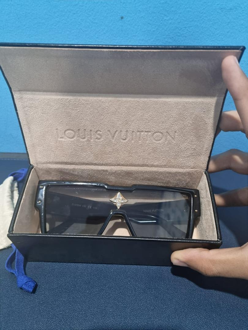 LOUIS VUITTON Acetate Swarovski Crystal Cyclone Sunglasses Z1578W Black  1233824