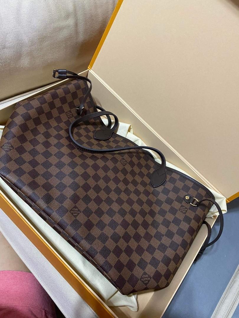 LOUIS VUITTON M41177 NEVERFULL MM CHERRY MONOGRAM CANVAS CA1108, Luxury,  Bags & Wallets on Carousell