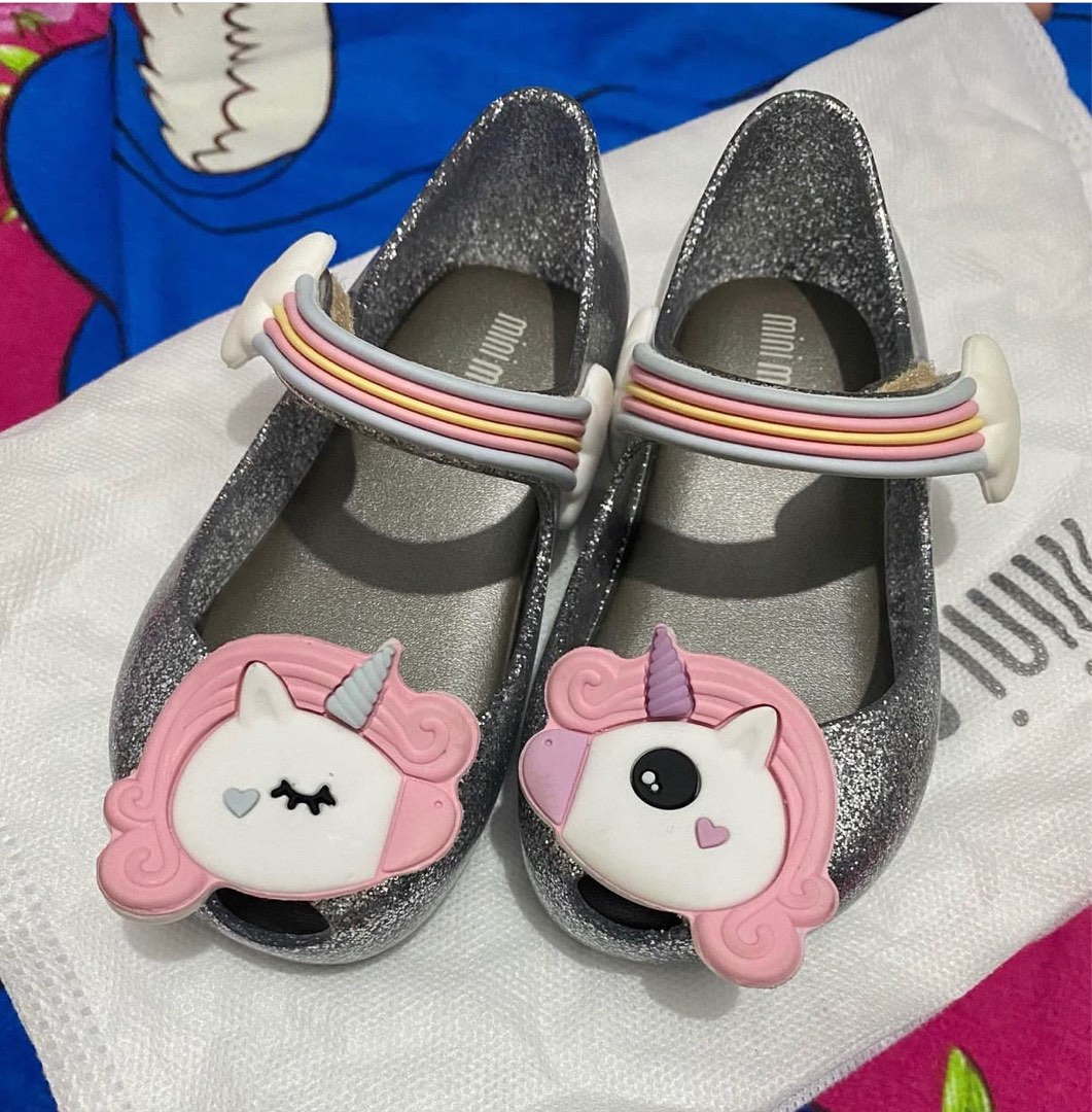 mini melissa unicorn size 10