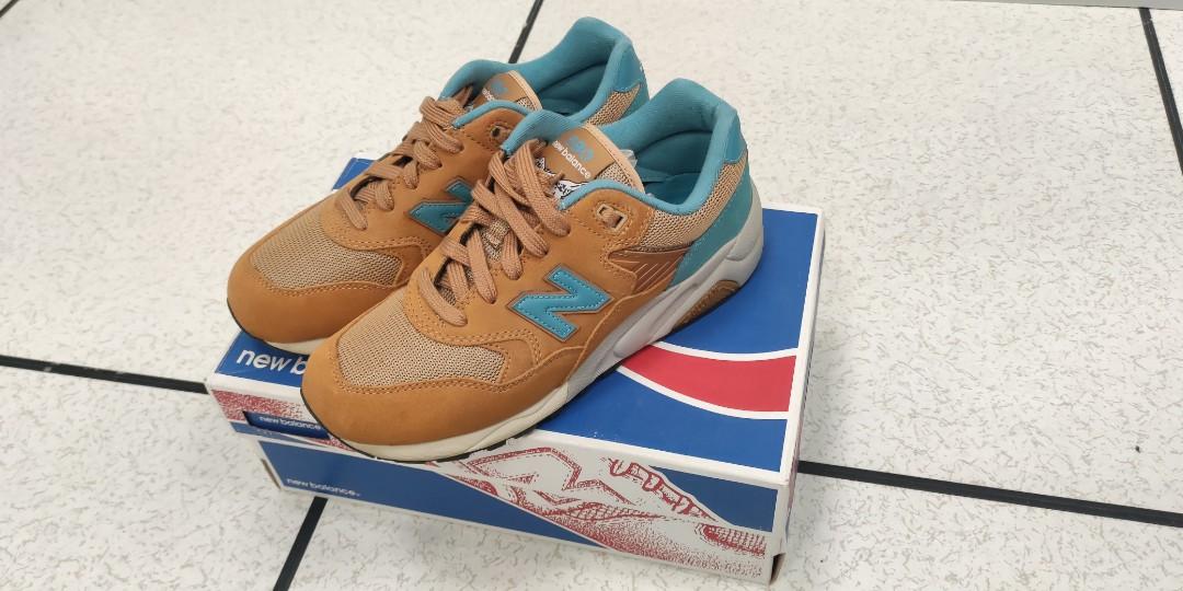 New balance shop 999 classic brown