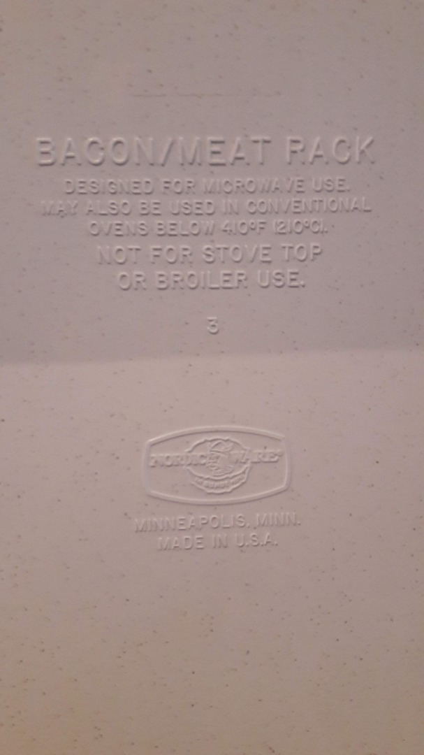 Nordic Ware Microwave Bacon & Meat Rack, Furniture & Home Living