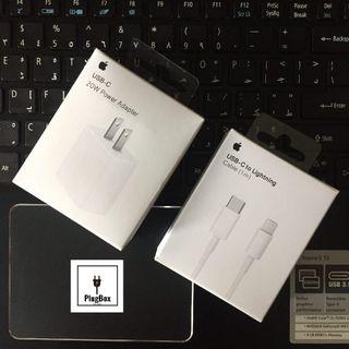 Original apple charger and earpods