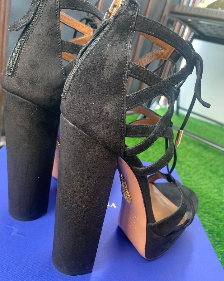Sandales à Talons Hauts Ecote - Taille 8.5 US Femme - Talon 3.5 Pouces, Bout Ouvert - Neuves Sans Boîte