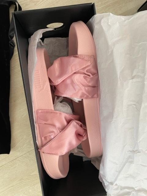 Puma fenty 2025 slippers roze
