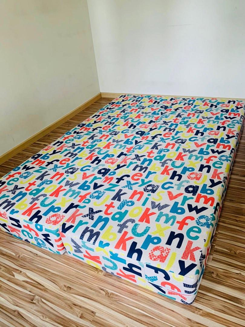 Seahorse sofa bed, Furniture & Home Living, Bedding & Towels on Carousell