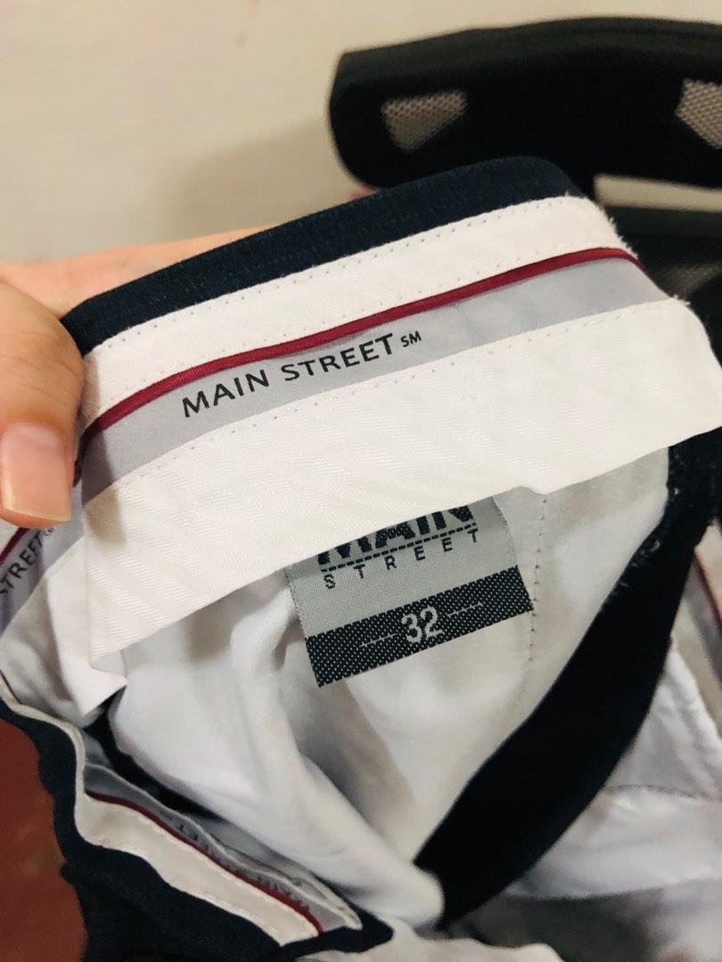 Slacks for men | Blue slacks | Formal pants | Trousers (Category: Trousers) located in Quezon City. Submitted by setchi (Listing ID 1185171336, Image 3). Description: PRE-LOVED 🤍 Size 32 See all photos for more details. Color: Navy blue Good condition. Just need to wash ✨.