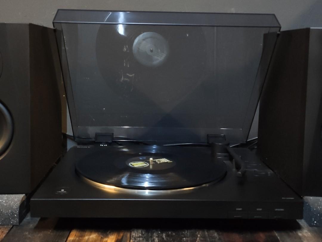 Sony PSLX310BT Belt Drive Turntable, Audio, Portable Music Players on
