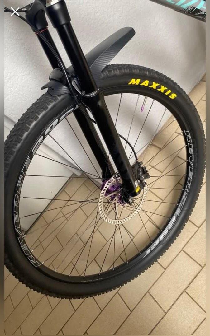 Specialized rockhopper. Upgraded! Full SLX group set. trek giant