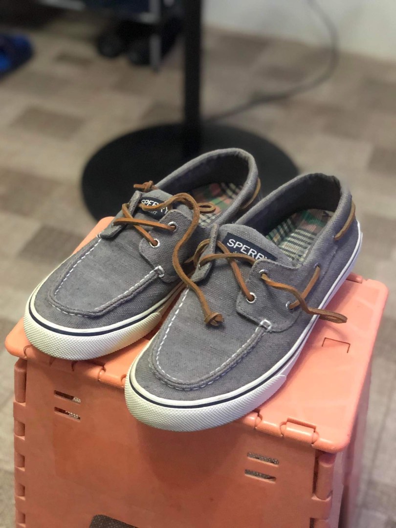 Sperrys casual shoes deals