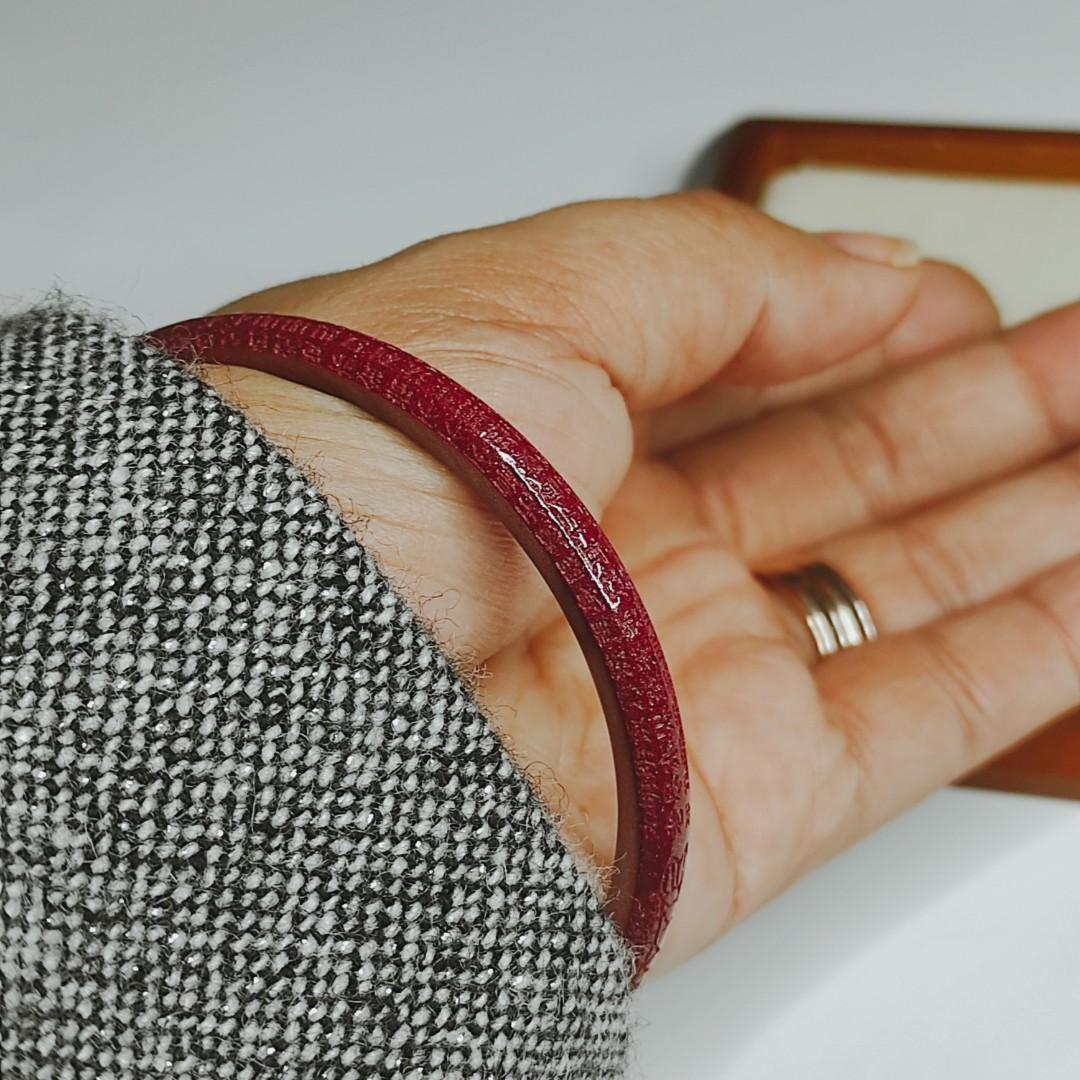 Cinnabar Bangle Bracelet 2024 www.vinci.ch