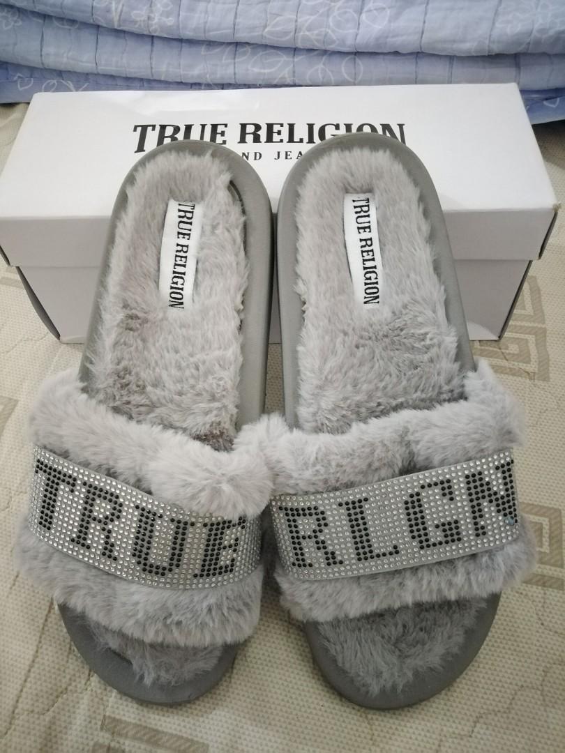 TRUE RELIGION FURRY SLIDES, Women's Fashion, Footwear, Flats & Sandals ...