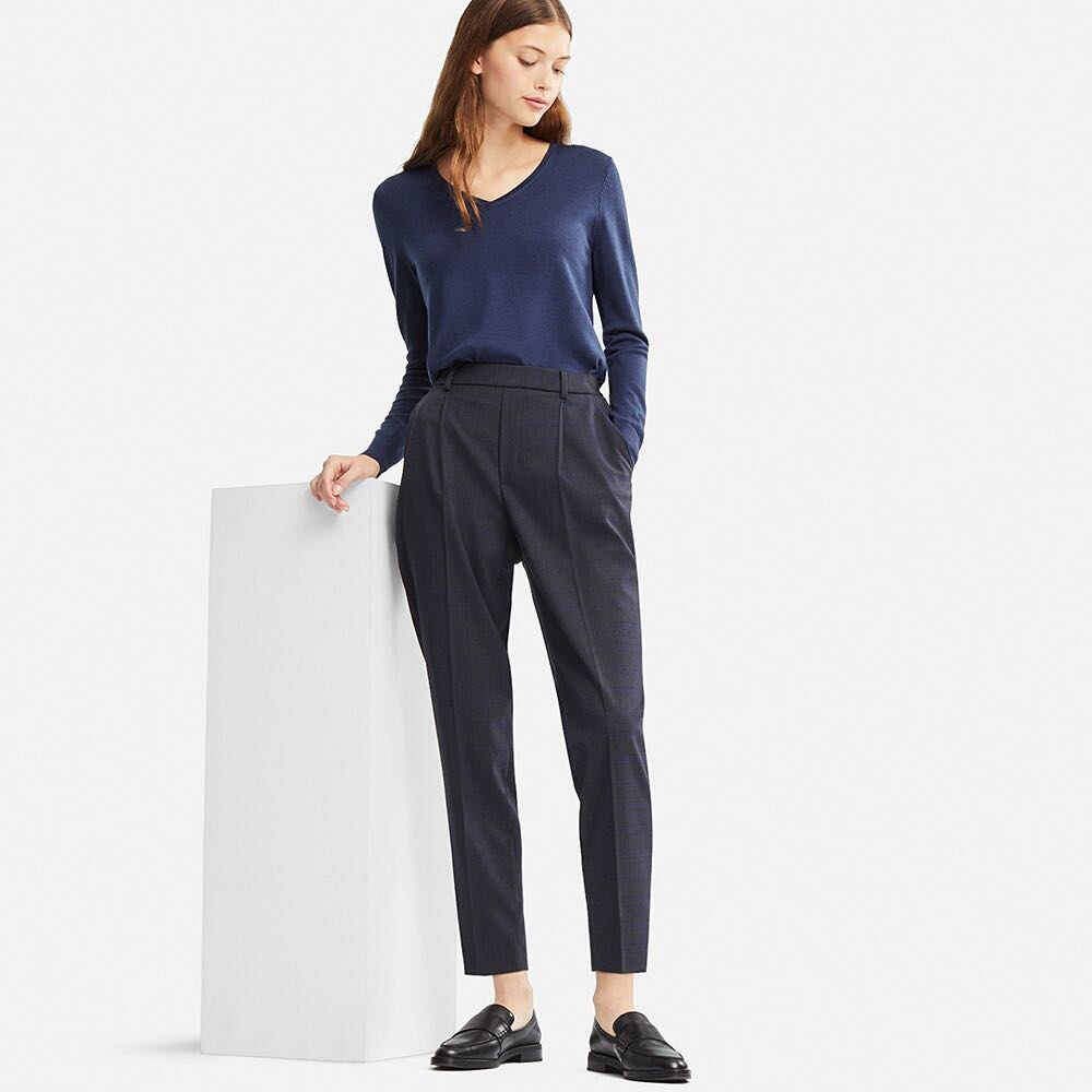 Uniqlo + Ezy Tucked Ankle-Length Pants