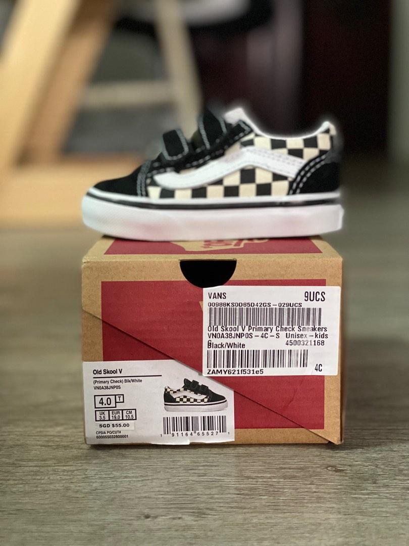 Infant outlet check vans