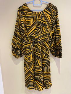 (Category: ) located in . Submitted by shopper_galore (Listing ID 1185228009, Image 1). Description: .