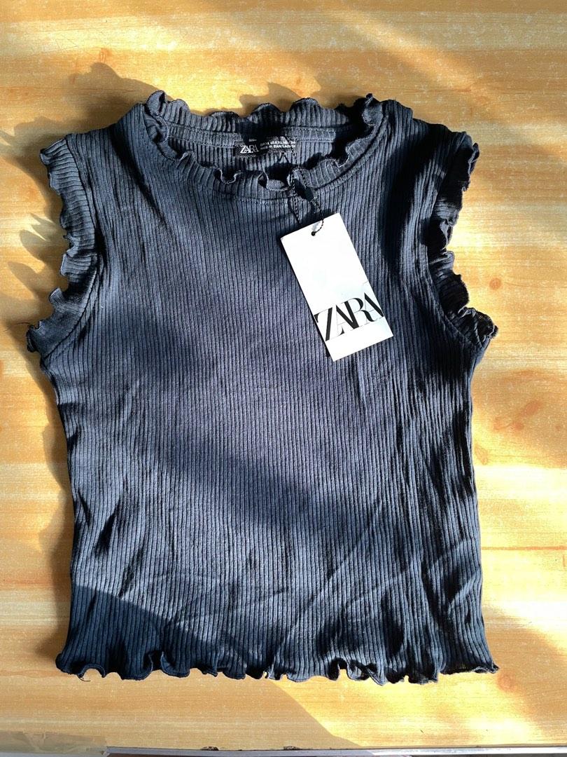 Zara Lettuce Crop Top ( Navy Blue ) (Category: Sleeveless) located in Manila. Submitted by trendandstyleph (Listing ID 1185279194, Image 1). Description: Brand New ( with tag ) Stretchable Yes to shopee Check out 💕 For when worn photos, please DM me Please browse our shop for more items Location: Sampaloc, Manila .