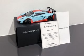 1:18 Scale Collection item 1