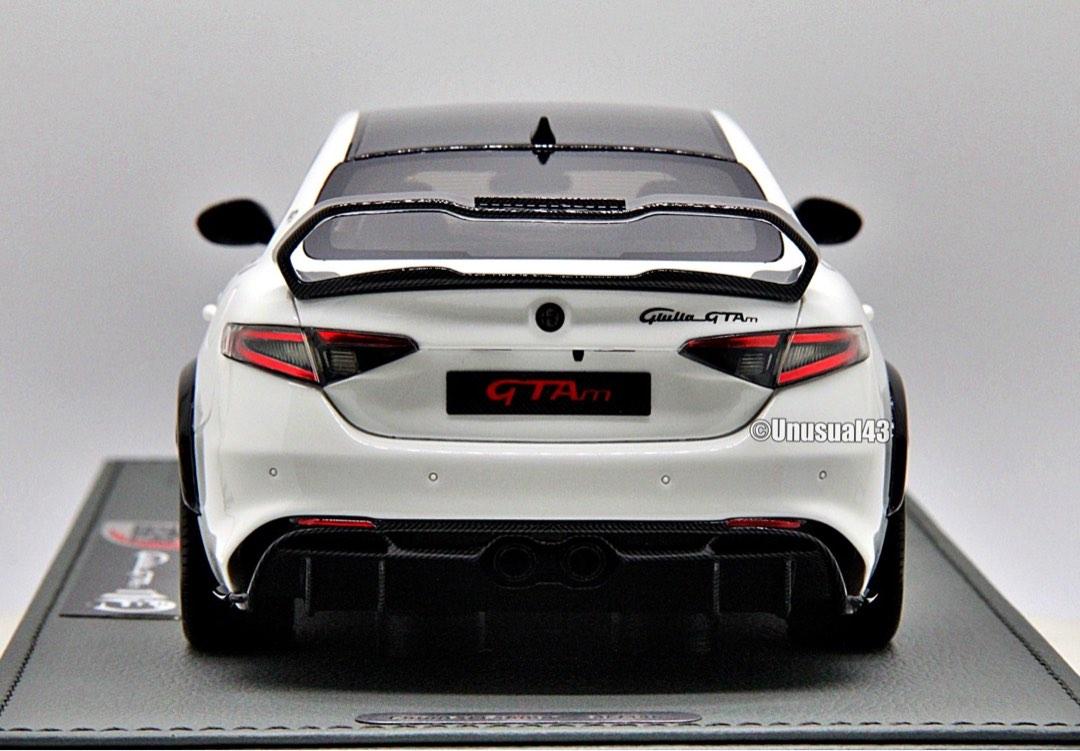 BBR BBRC1852C2-21 1/18 Alfa Romeo Giulia GTAm Verde Montréal Argent