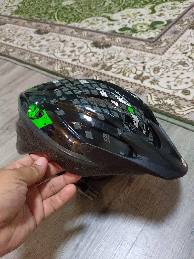 BELL Aero 8F cycling helmet, Sports Equipment, Bicycles & Parts