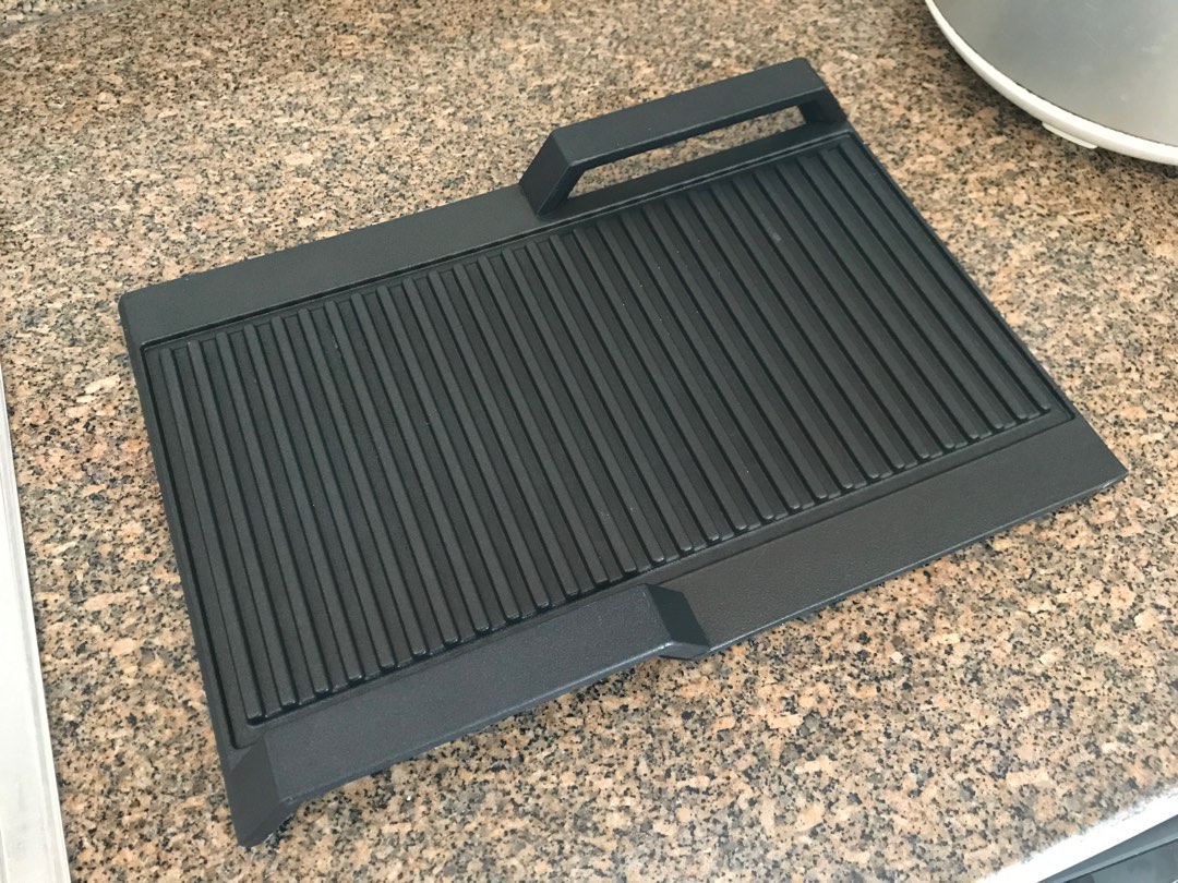 Bosch griddle plate for induction stove 烤盤, 傢俬＆家居, 廚具和餐具, 炊具及配件 Carousell
