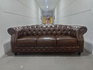 CHESTERFIELD SOFAS Collection item 2