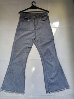 calaqisya jeans