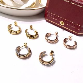 (Category: ) located in . Submitted by japanandsingaporeluxepreloved (Listing ID 1185393323, Image 1). Description: .