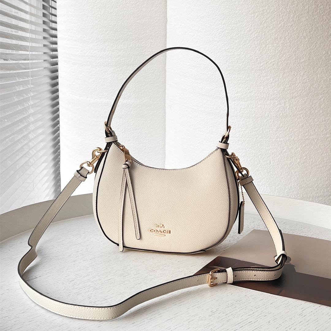 COACH 6807 black and white Kleo Hobo retro underarm bag half moon