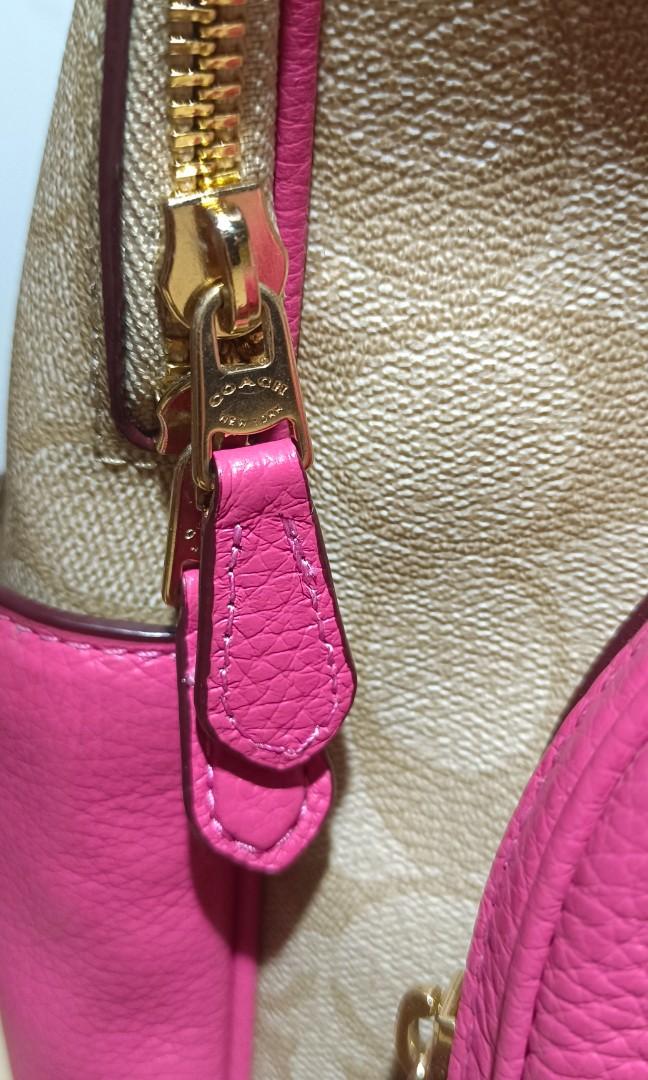 Light pink coach 2025 backpack