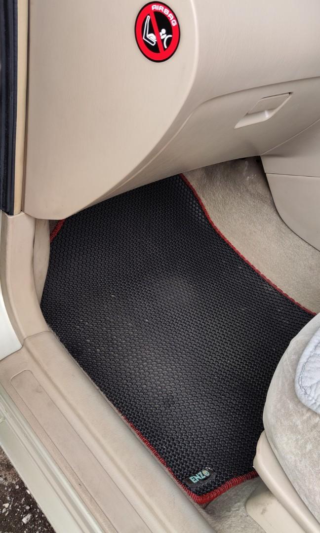 Enzo outlet car mat