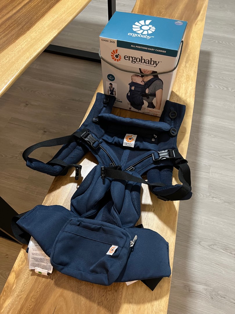 Authentic Ergobaby Carrier (Navy Blue), Babies & Kids, Going Out