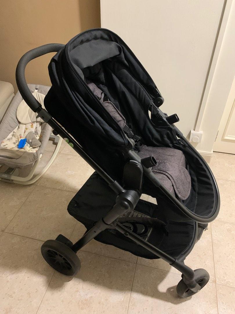 Evenflo Pivot Stroller and Car Seat Combo, Babies & Kids, Going Out
