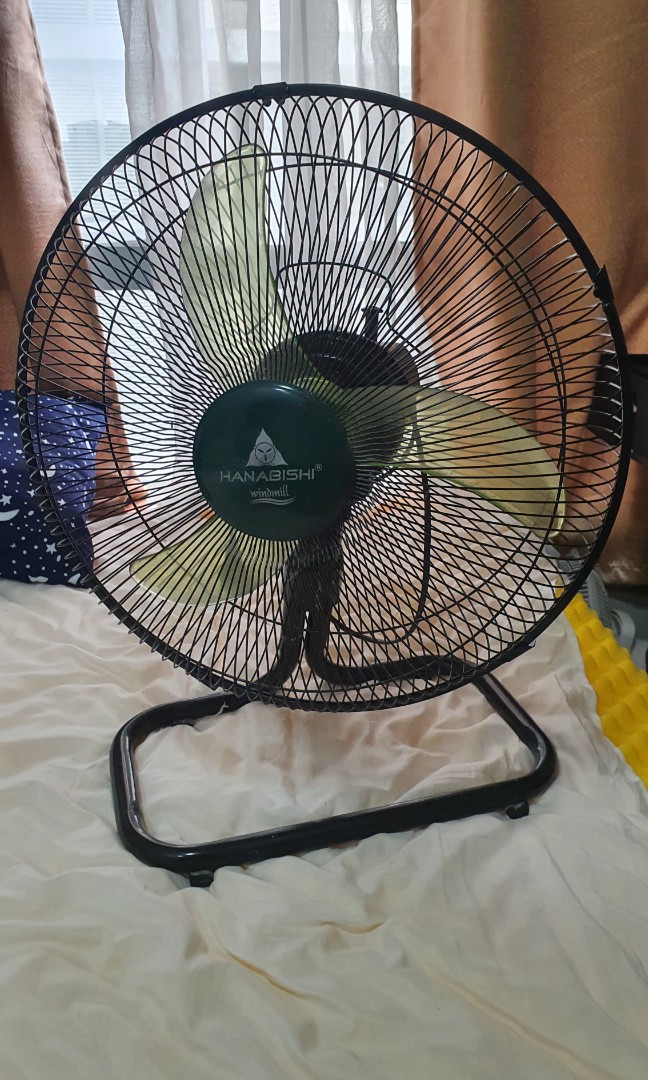 Hanabishi Floor Fan, Furniture & Home Living, Lighting & Fans, Fans on