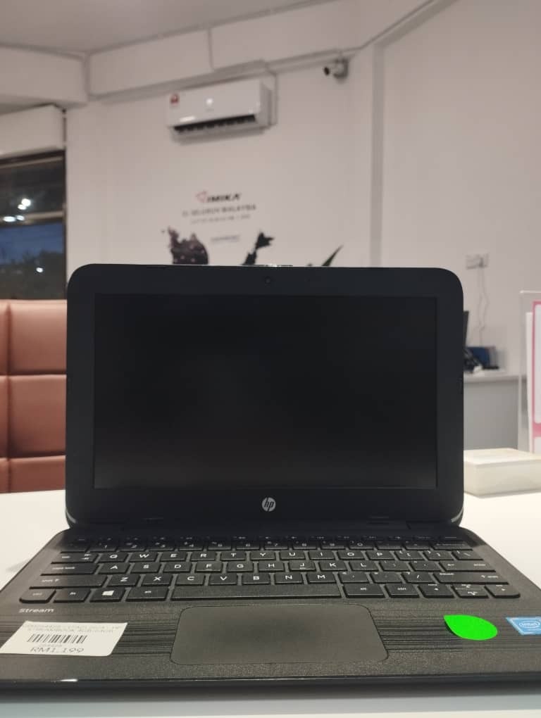 HP STREAMBOOK CELERON PROCESSOR 4GB/64GB, Computers & Tech, Laptops