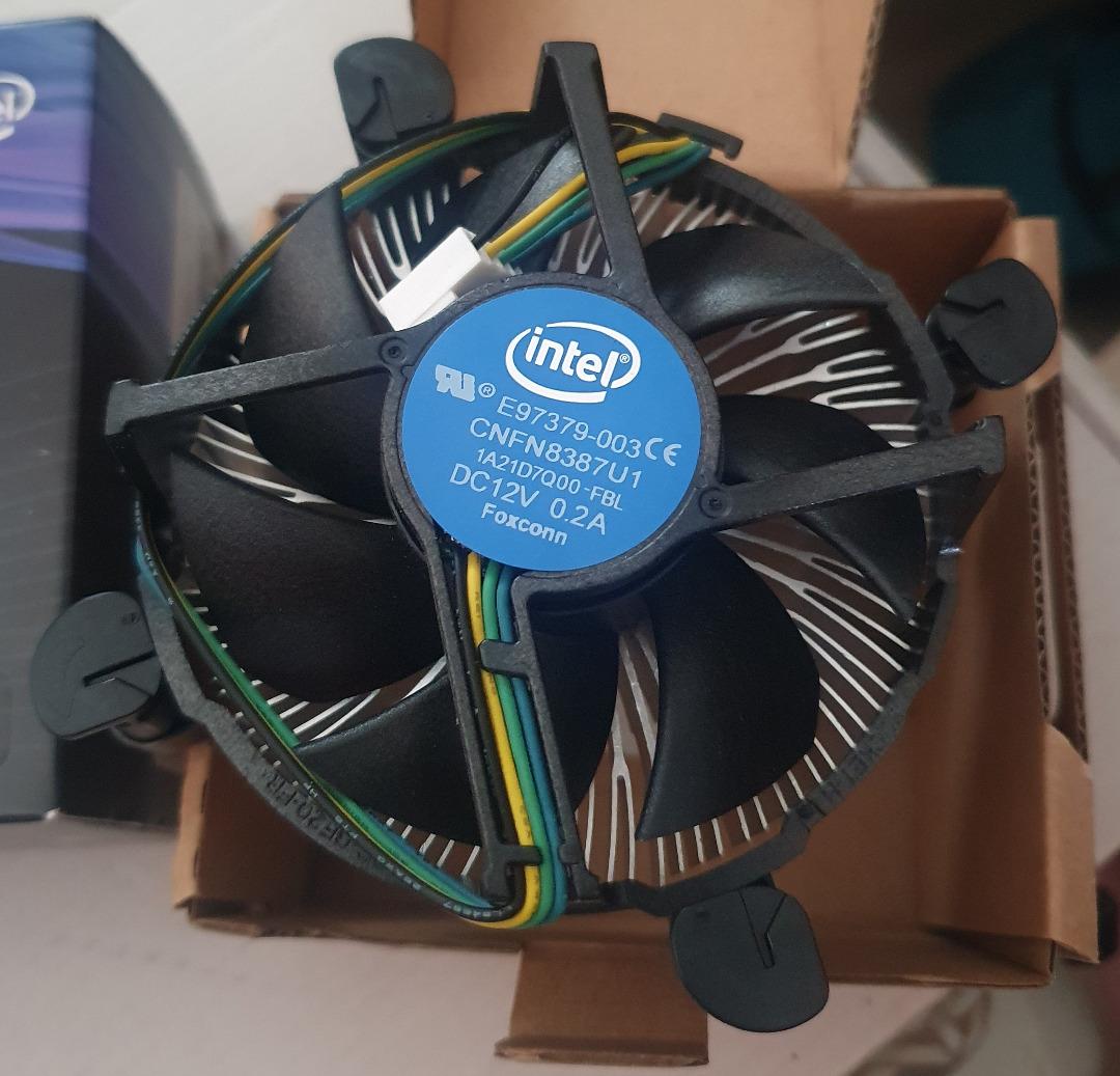 Intel i59400F LGA1151 CPU Fan with preapplied thermal paste on the