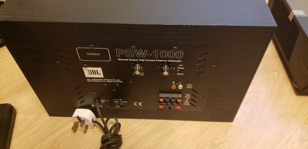 Psw outlet 1000 jbl