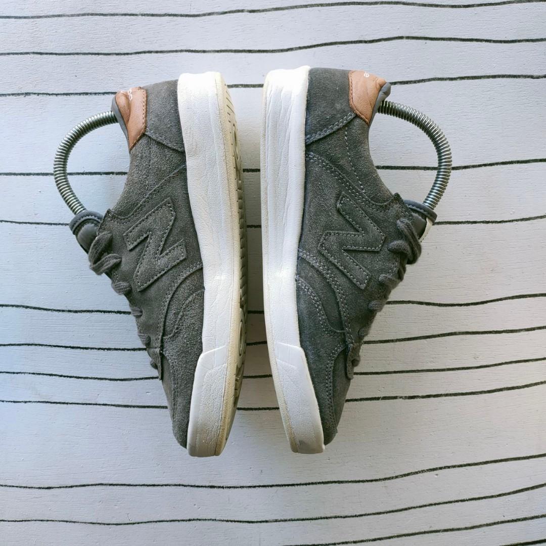 KASUT BUNDLE NEW BALANCE CRT300GR REVLITE 6UK Men s Fashion