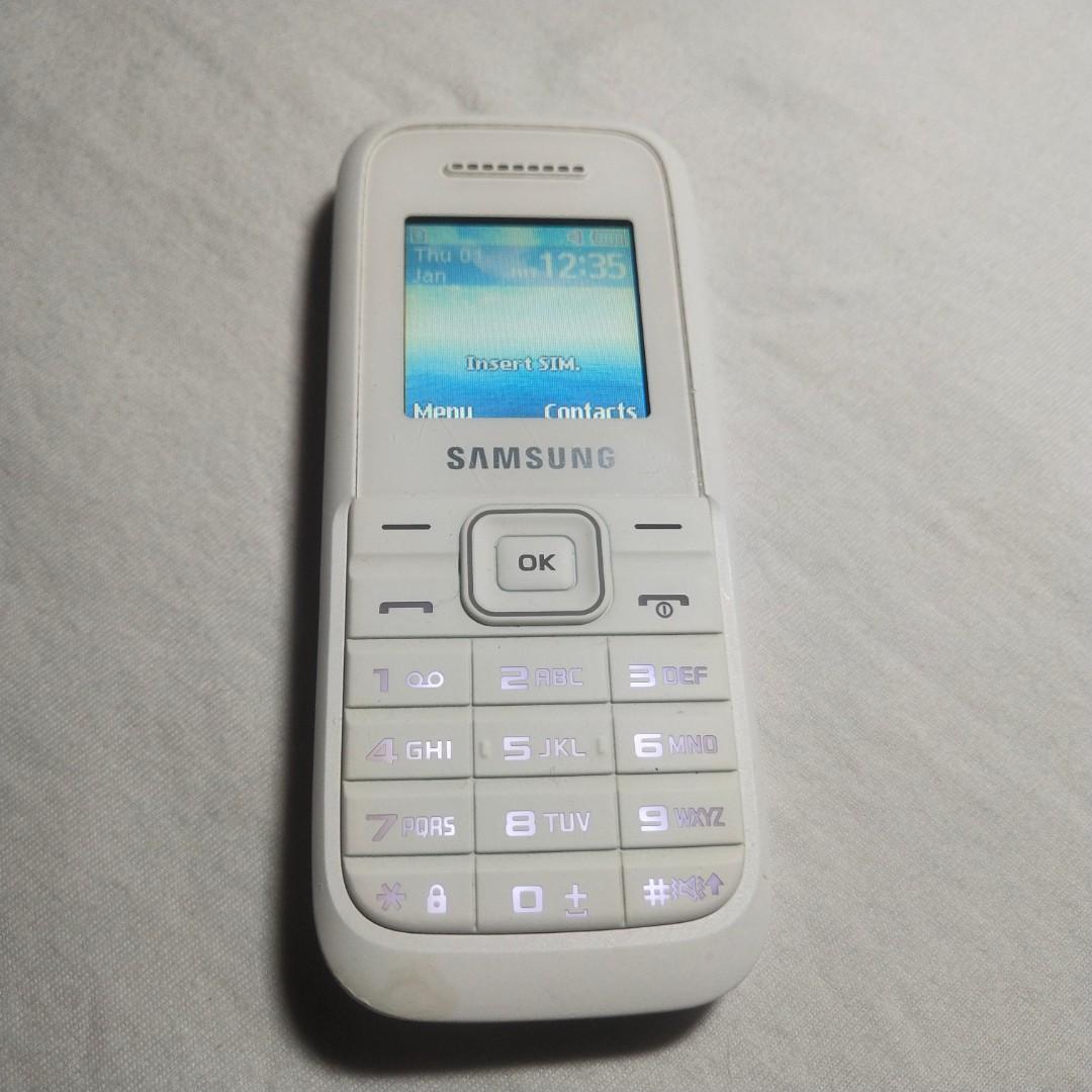 Keypad phone - Samsung SM-B105E (Category: Early Generation Mobile Phones) located in Rodriguez. Submitted by aim4c (Listing ID 1185467052, Image 3). Description: please see pictures for its price lahat po yan in good condition and 100% no issue 📌good for E-loading 📌good for call and text (napakalinaw sa tawag at malalambot ang keypad) 📌good for backup phone for contacts 📌4-6 days battery life meet up areas(if pwede ka meet up add ka nalang P