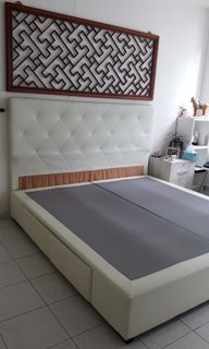 (Category: ) located in . Submitted by MoonZheng (Listing ID 1185359478, Image 1). Description: .