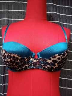 (Category: ) located in . Submitted by konastuff (Listing ID 1185366833, Image 1). Description: .